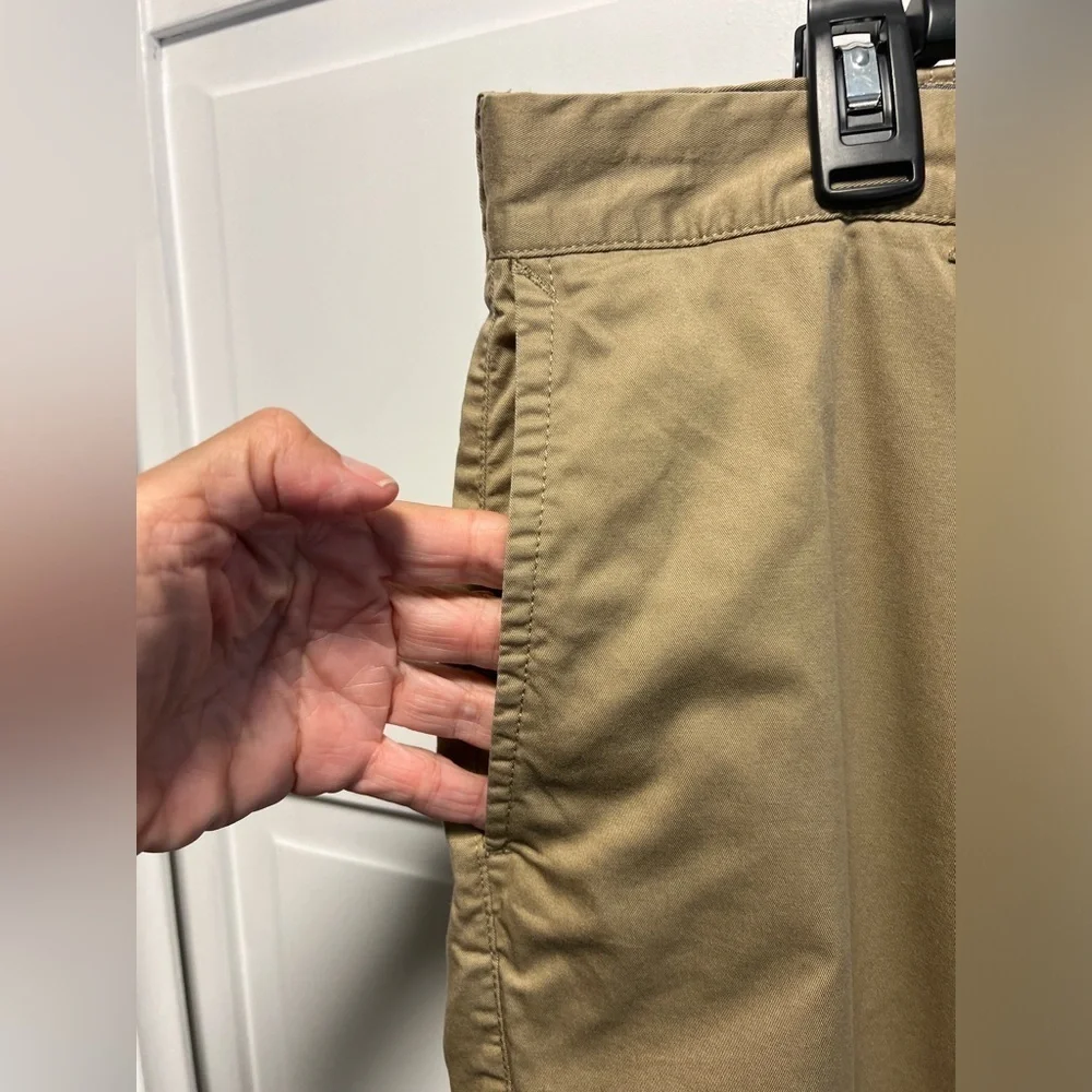 J Crew Stretch 9” Chino Shorts Size Men’s 36 Color Tan